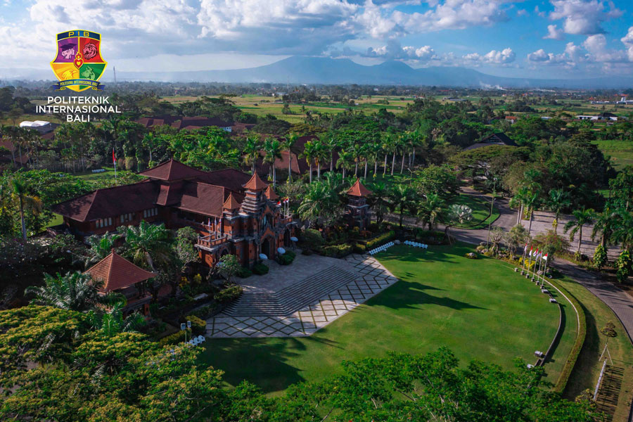 politeknik internasional bali